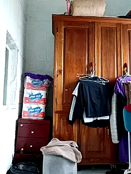 Blythe 69 online show from March 9, 2025, 4:05 am