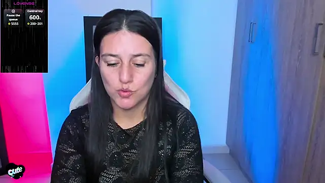 Saskyaa online show from October 1, 2025, 2:06 am