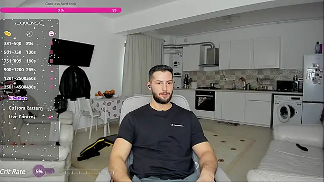Snapshot of ZackFraser chatting on January 22, 2025, 8:07 am ZackFraser online show from January 22, 2025, 8:07 am