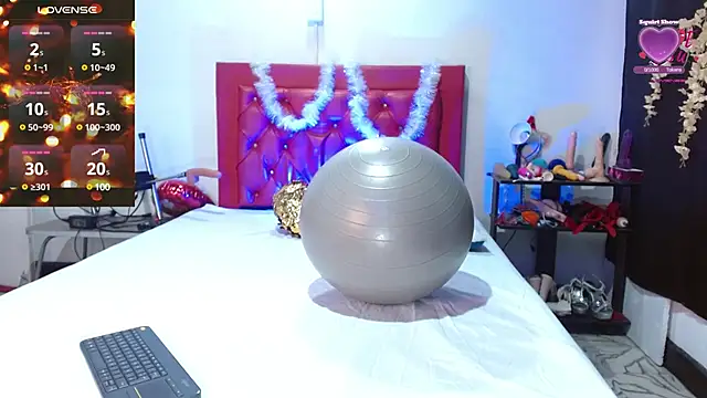 cleopatraa online show from December 30, 2024, 7:53 pm