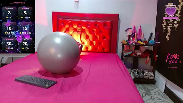 cleopatraa online show from January 26, 2025, 1:09 am