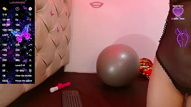 cleopatraa online show from September 12, 2025, 6:19 pm