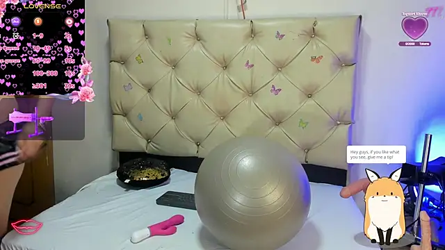 cleopatraa online show from May 12, 2026, 11:02 pm