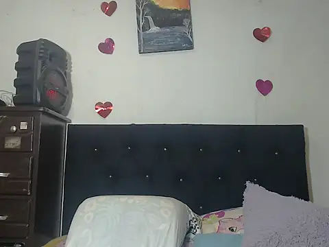 Snapshot of valerivegass chatting on October 27, 2025, 7:40 pm valerivegass online show from October 27, 2025, 7:40 pm