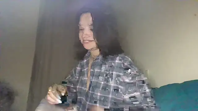 Linusya online show from December 3, 2025, 6:17 pm