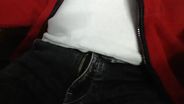 smoothandtiny online show from February 18, 2025, 3:32 pm