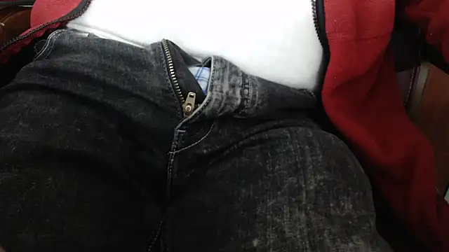 smoothandtiny online show from February 26, 2025, 9:32 am