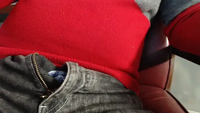 smoothandtiny online show from March 14, 2025, 7:26 am