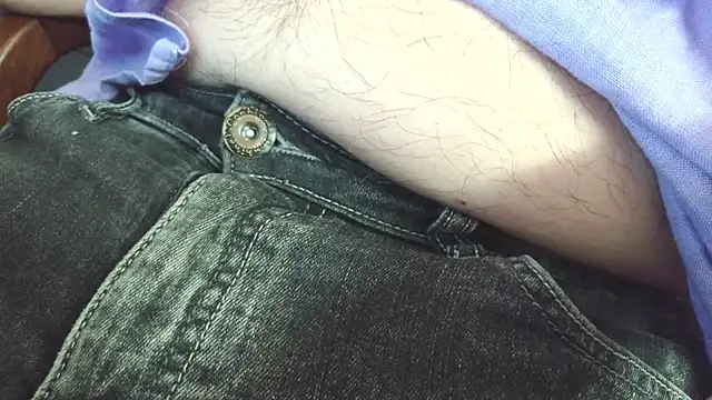 smoothandtiny online show from September 23, 2025, 6:16 am