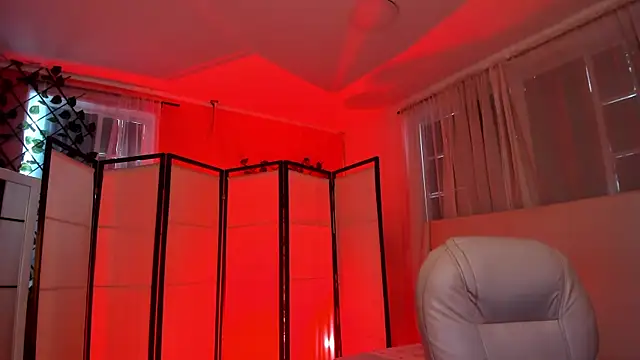 your khloe online show from October 29, 2025, 1:13 pm