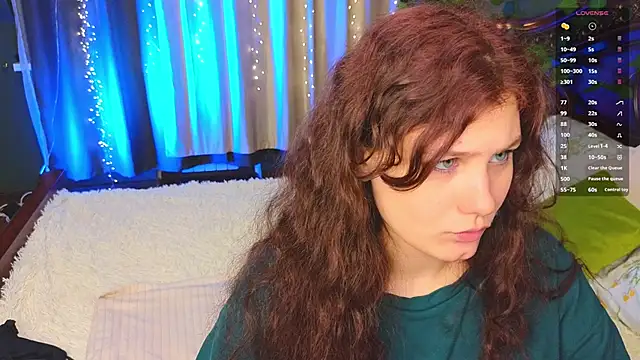 Snapshot of Charlotte_wow chatting on January 13, 2026, 10:26 pm Charlotte wow online show from January 13, 2026, 10:26 pm