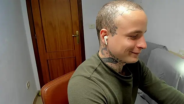 layneinchains online show from April 4, 2026, 2:36 pm