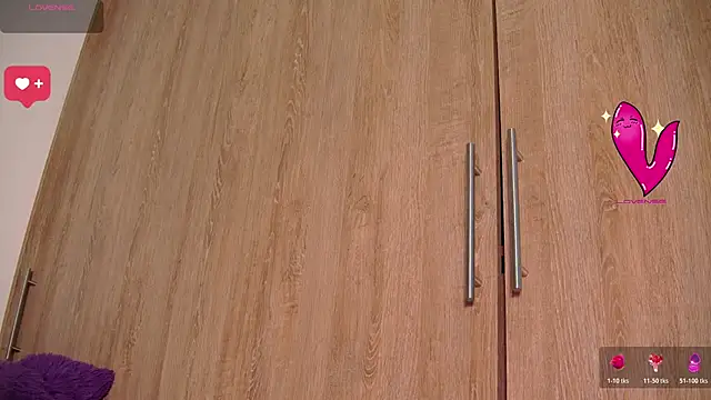 aidaadams online show from February 15, 2026, 11:41 am