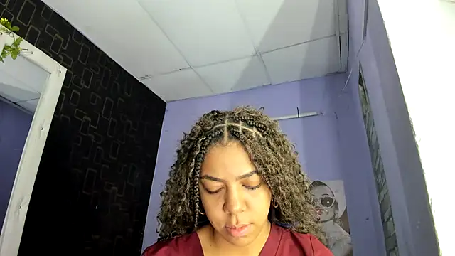 Alika01 online show from January 23, 2025, 12:52 pm