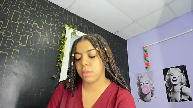 Alika01 online show from January 31, 2025, 12:51 pm