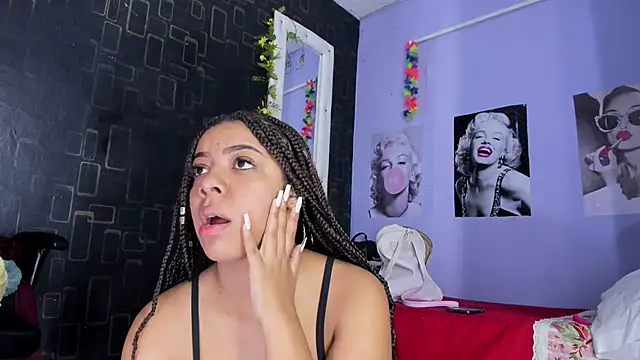 Alika01 online show from February 2, 2025, 1:41 pm