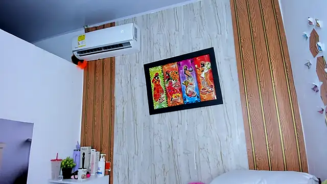 Alika01 online show from March 27, 2026, 1:55 pm