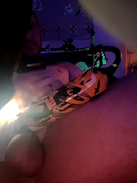 Ajhustler1xh online show from October 8, 2025, 6:38 pm