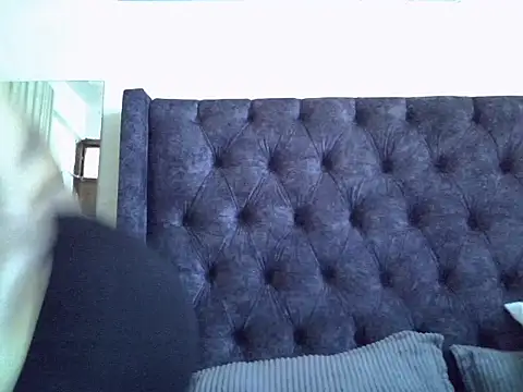 Snapshot of Brown_sexy chatting on February 4, 2026, 7:58 am Brown sexy online show from February 4, 2026, 7:58 am