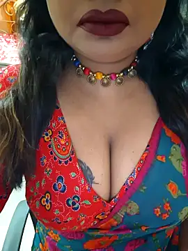 YR-SHIVANI online show from November 13, 2025, 4:11 am