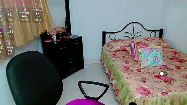 Lily Benet1 online show from October 22, 2025, 11:21 am