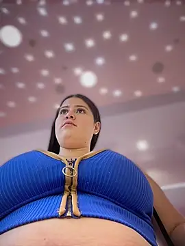 Natalia Cleark09 online show from October 15, 2025, 3:12 pm