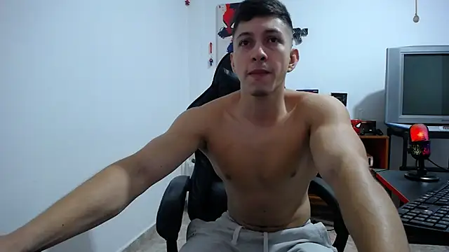 Snapshot of Iam_yourbabyprincess_XD chatting on September 29, 2025, 4:50 am Iam yourbabyprincess XD online show from September 29, 2025, 4:50 am