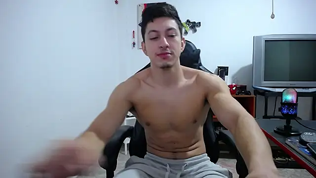 Snapshot of Iam_yourbabyprincess_XD chatting on October 25, 2025, 8:47 pm Iam yourbabyprincess XD online show from October 25, 2025, 8:47 pm