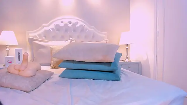 Snapshot of CloeConnelly chatting on March 22, 2025, 11:20 pm CloeConnelly online show from March 22, 2025, 11:20 pm