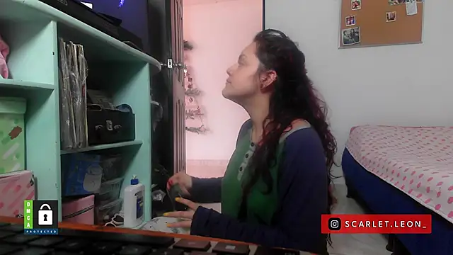 Scarletleon77 online show from January 7, 2026, 3:14 pm