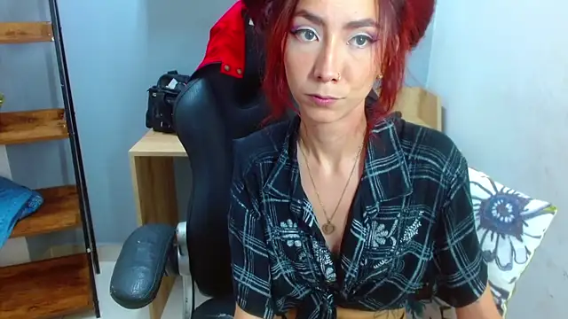 Erika Stevens online show from December 27, 2024, 10:48 pm