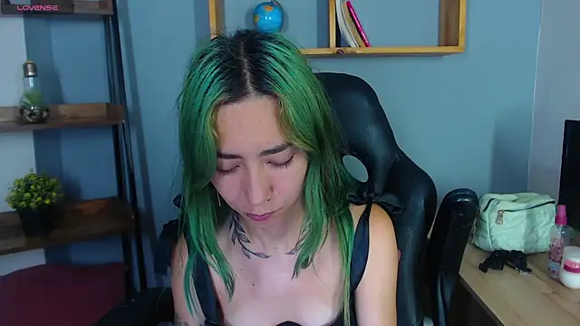 Erika Stevens online show from September 21, 2025, 12:01 am