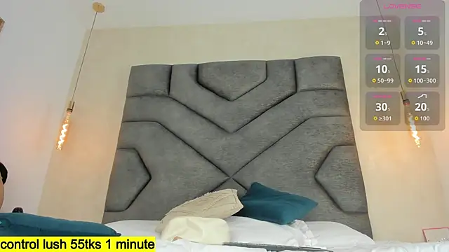 Snapshot of Liinda_Saenz chatting on October 21, 2025, 11:44 am Liinda Saenz online show from October 21, 2025, 11:44 am