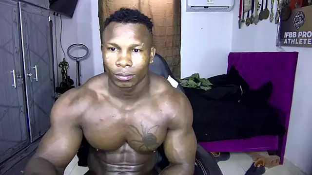 Snapshot of MedellinBlackx chatting on November 15, 2025, 4:14 pm MedellinBlackx online show from November 15, 2025, 4:14 pm