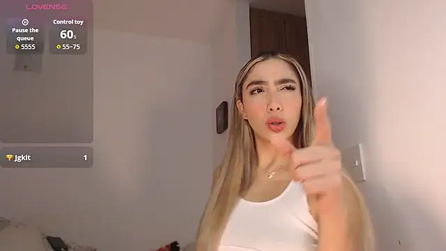 Snapshot of Marian_se chatting on November 3, 2025, 6:42 pm Marian se online show from November 3, 2025, 6:42 pm