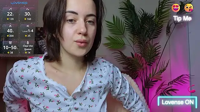 SweetieKendl online show from March 29, 2026, 9:59 pm