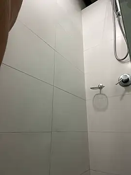 Snapshot of Nathcurly_ chatting on December 20, 2024, 5:57 am Nathcurly online show from December 20, 2024, 5:57 am