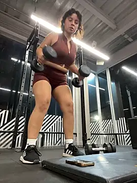 Snapshot of Nathcurly_ chatting on December 23, 2024, 5:49 am Nathcurly online show from December 23, 2024, 5:49 am