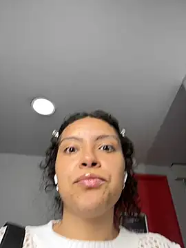 Snapshot of Nathcurly_ chatting on December 24, 2024, 3:05 am Nathcurly online show from December 24, 2024, 3:05 am