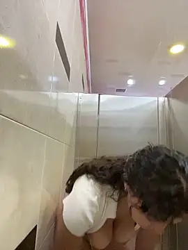 Snapshot of Nathcurly_ chatting on January 4, 2025, 11:38 pm Nathcurly online show from January 4, 2025, 11:38 pm