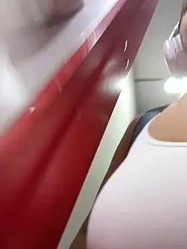 Snapshot of Nathcurly_ chatting on February 15, 2025, 3:09 am Nathcurly online show from February 15, 2025, 3:09 am