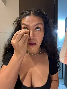 Snapshot of Nathcurly_ chatting on February 22, 2025, 3:56 am Nathcurly online show from February 22, 2025, 3:56 am