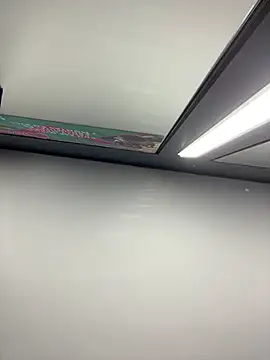 Snapshot of Nathcurly_ chatting on March 18, 2025, 6:14 am Nathcurly online show from March 18, 2025, 6:14 am