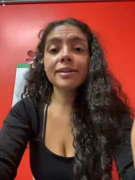 Snapshot of Nathcurly_ chatting on March 19, 2025, 3:52 am Nathcurly online show from March 19, 2025, 3:52 am