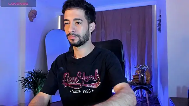 Your  hero1 online show from November 1, 2025, 1:46 pm