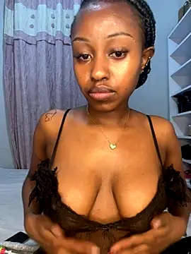 hot daily online show from October 25, 2025, 9:42 pm