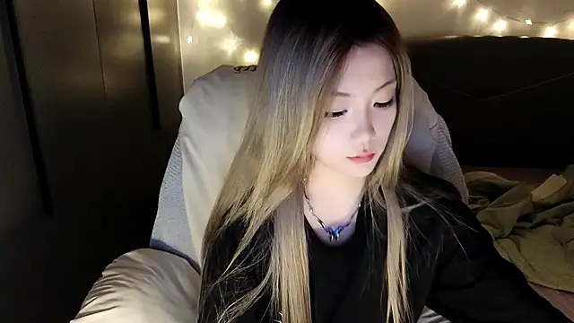 Jennie-007 online show from September 10, 2025, 5:35 pm