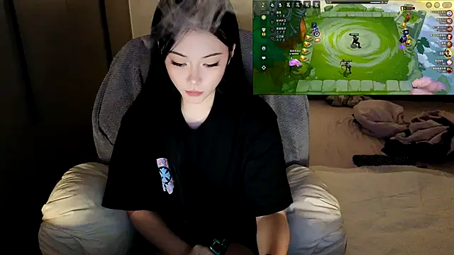 Jennie-007 online show from October 12, 2025, 10:25 am