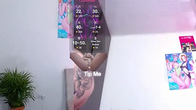 Snapshot of Anni_foxi chatting on November 18, 2025, 6:01 pm Anni foxi online show from November 18, 2025, 6:01 pm