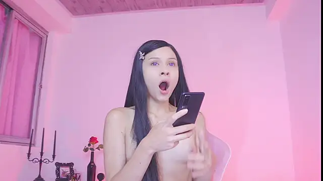 Stryxcy online show from January 7, 2025, 2:42 am